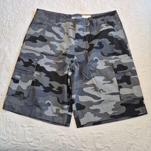 Canyon River Blues men's 38 gray camo cargo shorts NEW